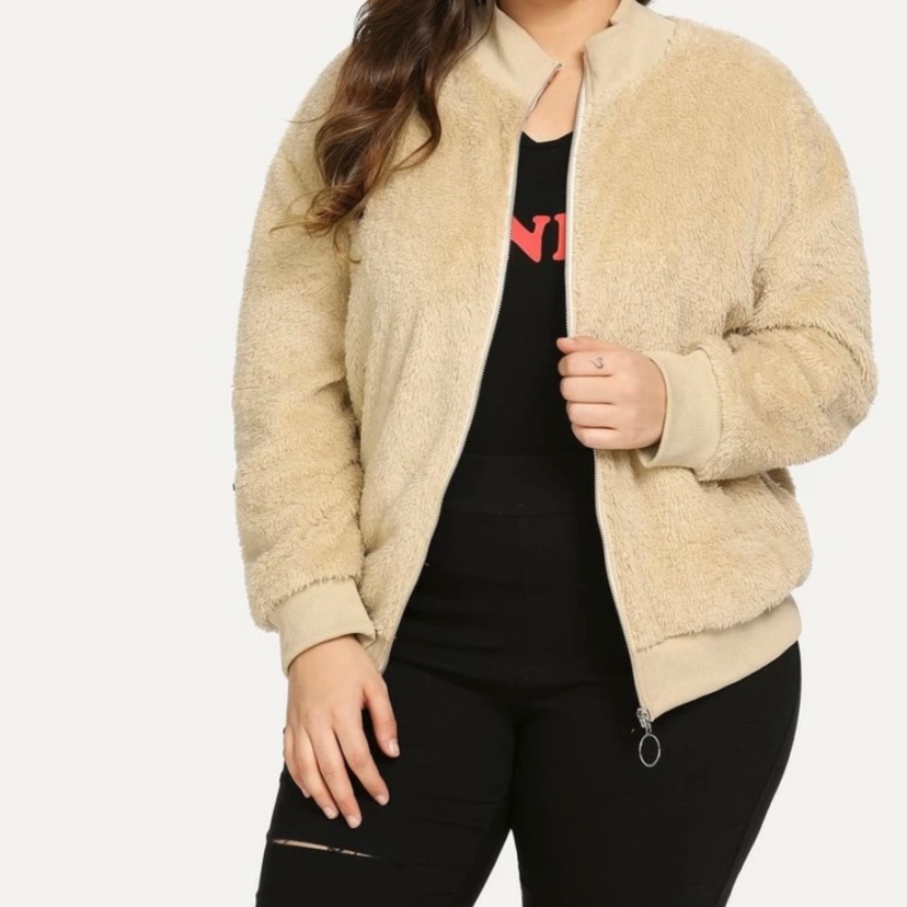 Sold🚨🚨Shein plus size Teddy jacket 🧥🚨